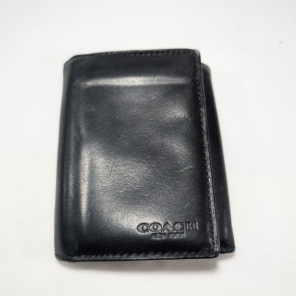 COACH New York Black Leather Trifold Wallet Billfold Card Holder Minimalist - Picture 1 of 4